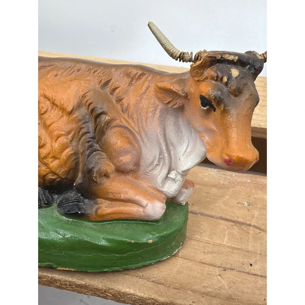 Vintage Fontanini Hand Painted Italy Nativity Ox and Donkey Chalkware Figures‎
